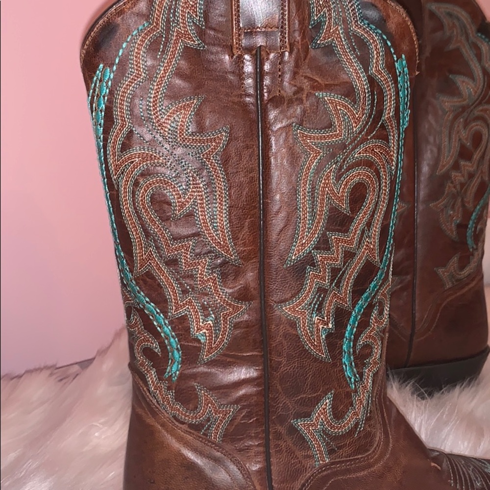 Cowgirl boots - Picture 2 of 3